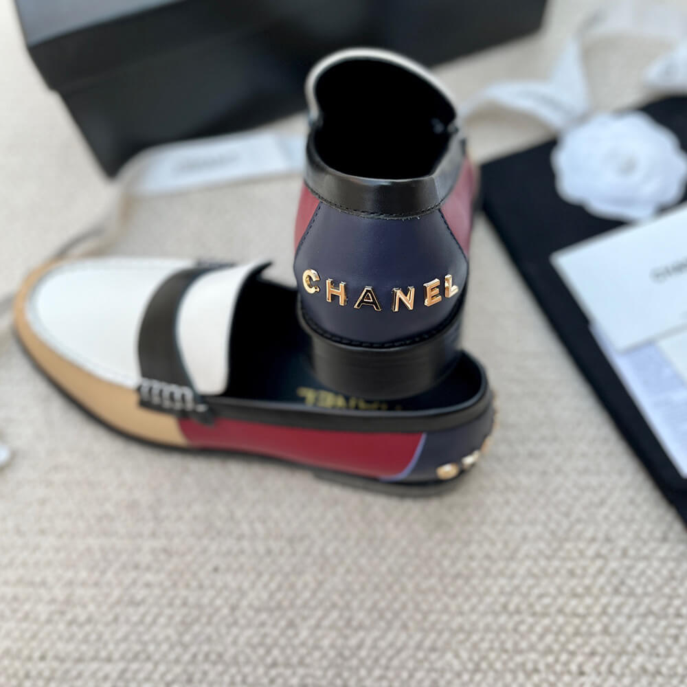 Ch**el Loafer