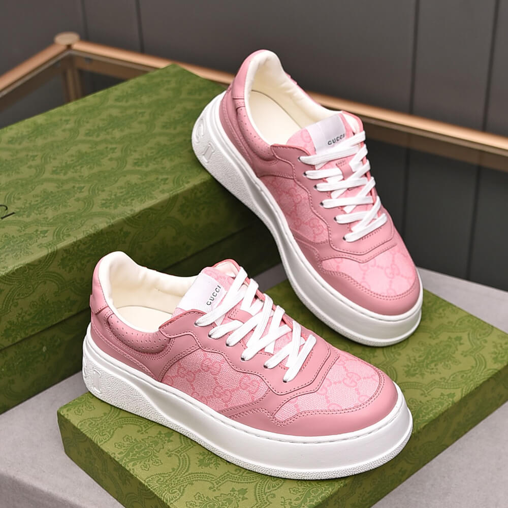 Gvc*1 Chunky B leather sneakers