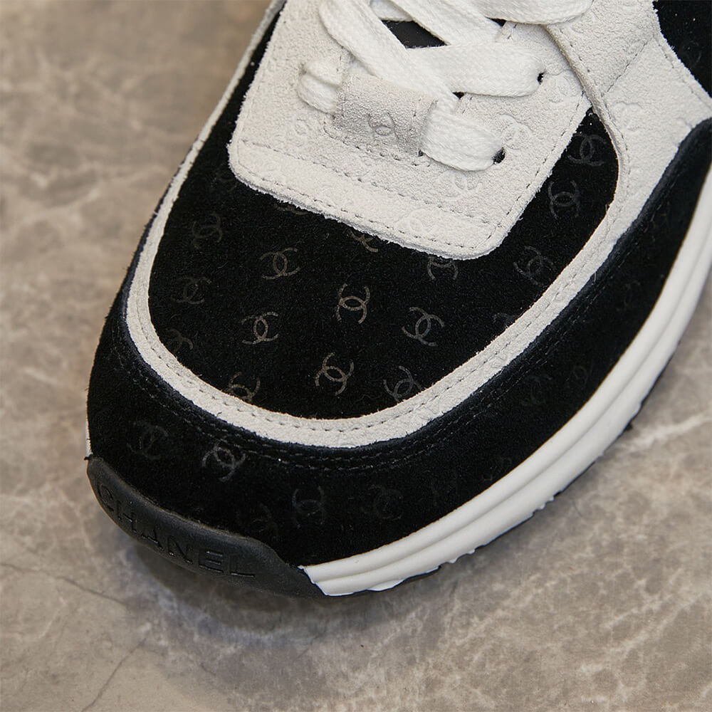 Ch**el Sneakers