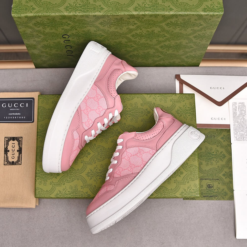 Gvc*1 Chunky B leather sneakers