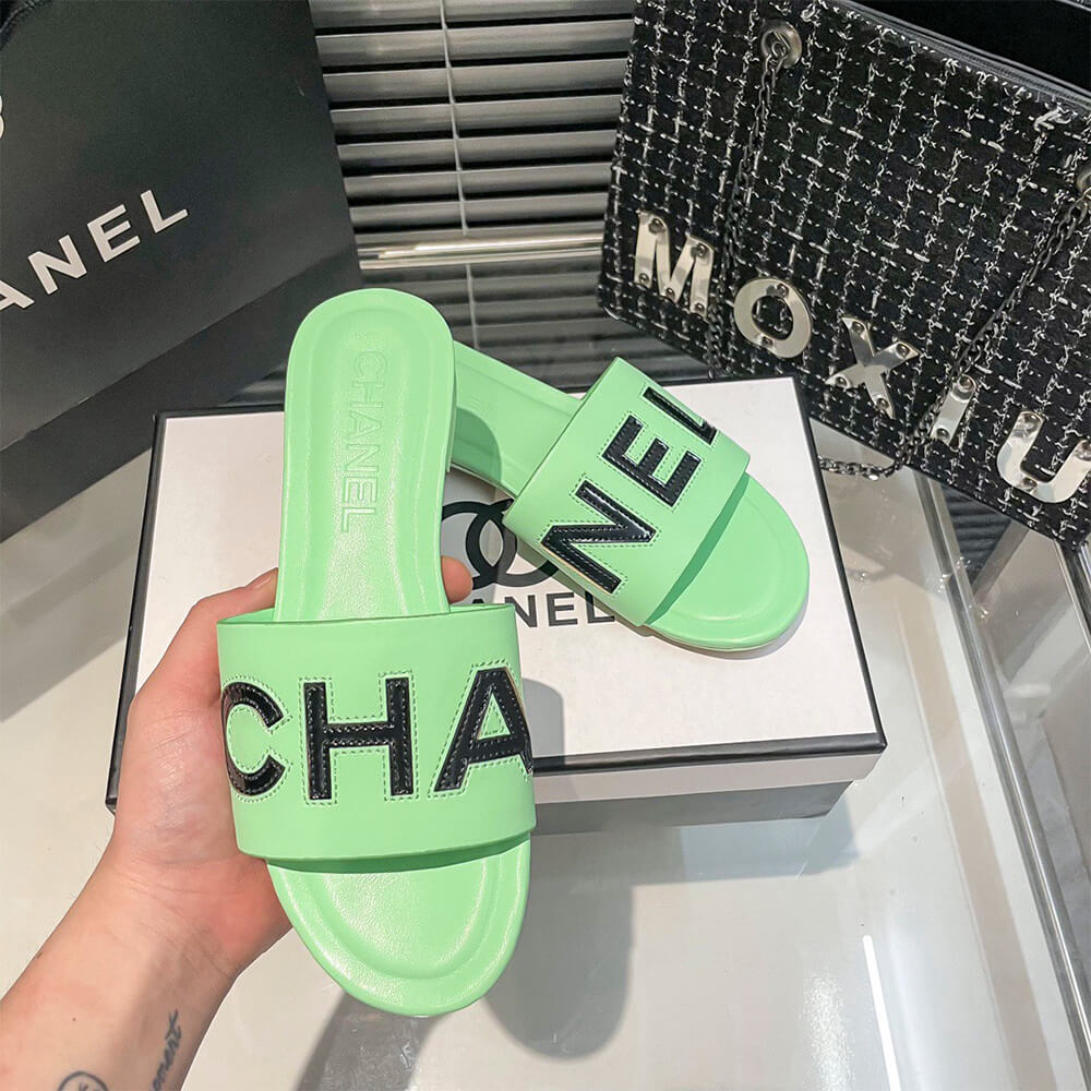 Ch**el Slides
