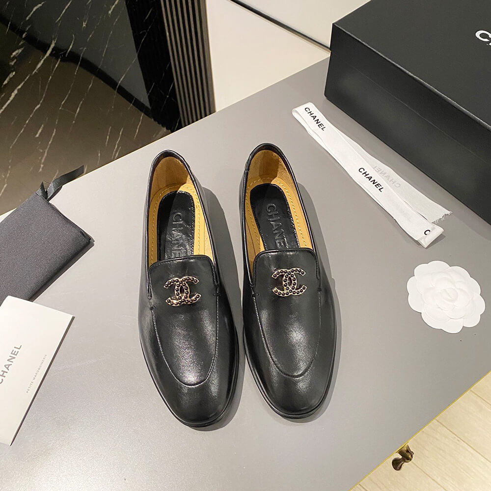 Ch**el Loafer