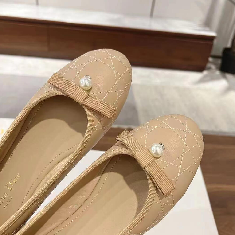D10r Ballet Flat