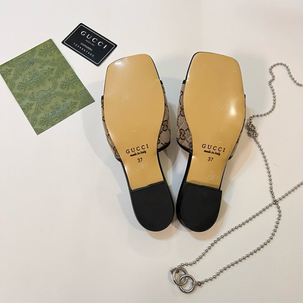 Gvc*1 Jolie GG Canvas Slides