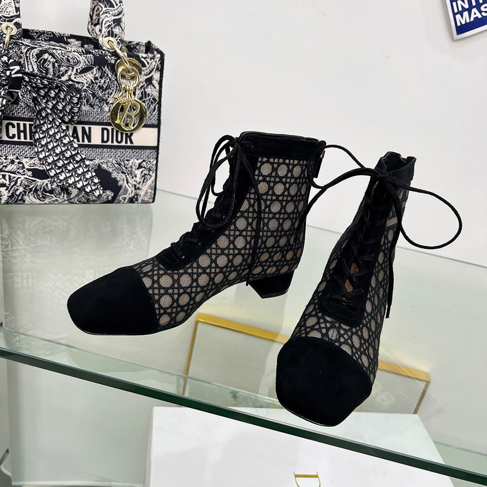D10r Naughtily-D Heeled Ankle Boot