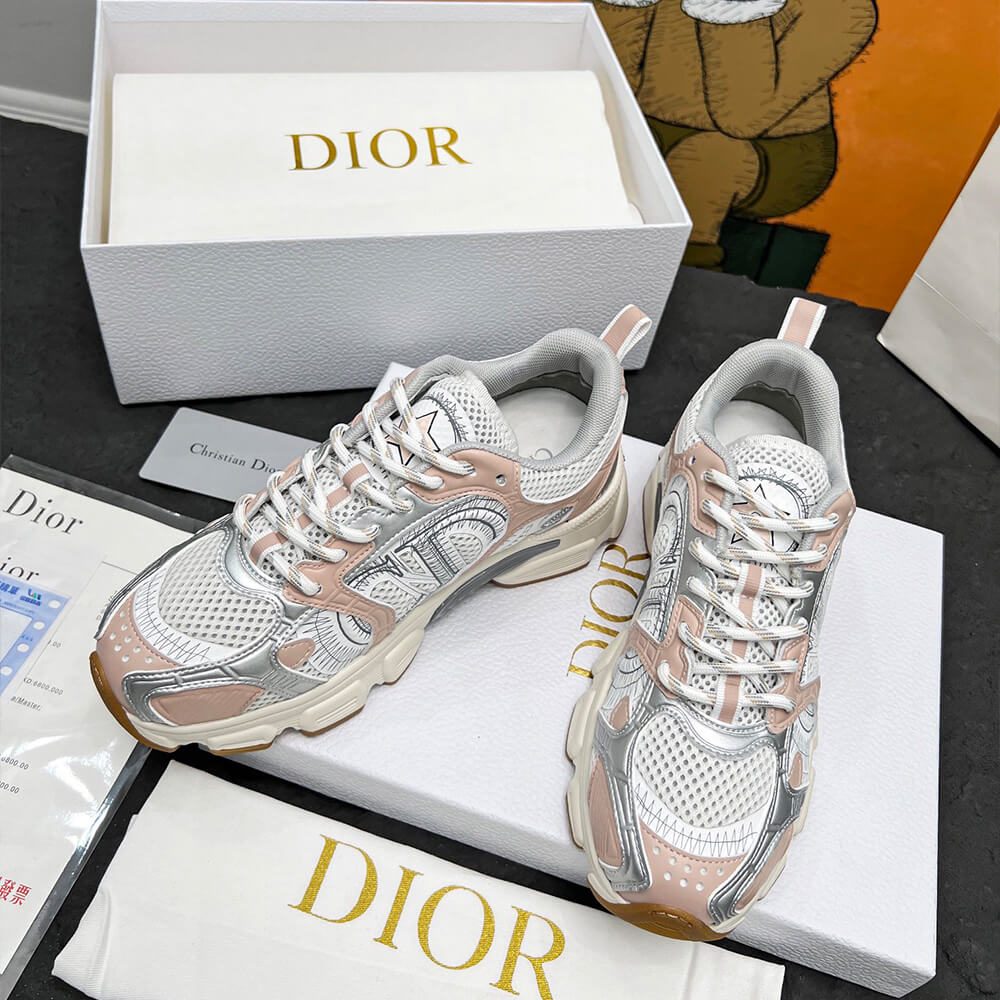 D10r Chrono Sneaker