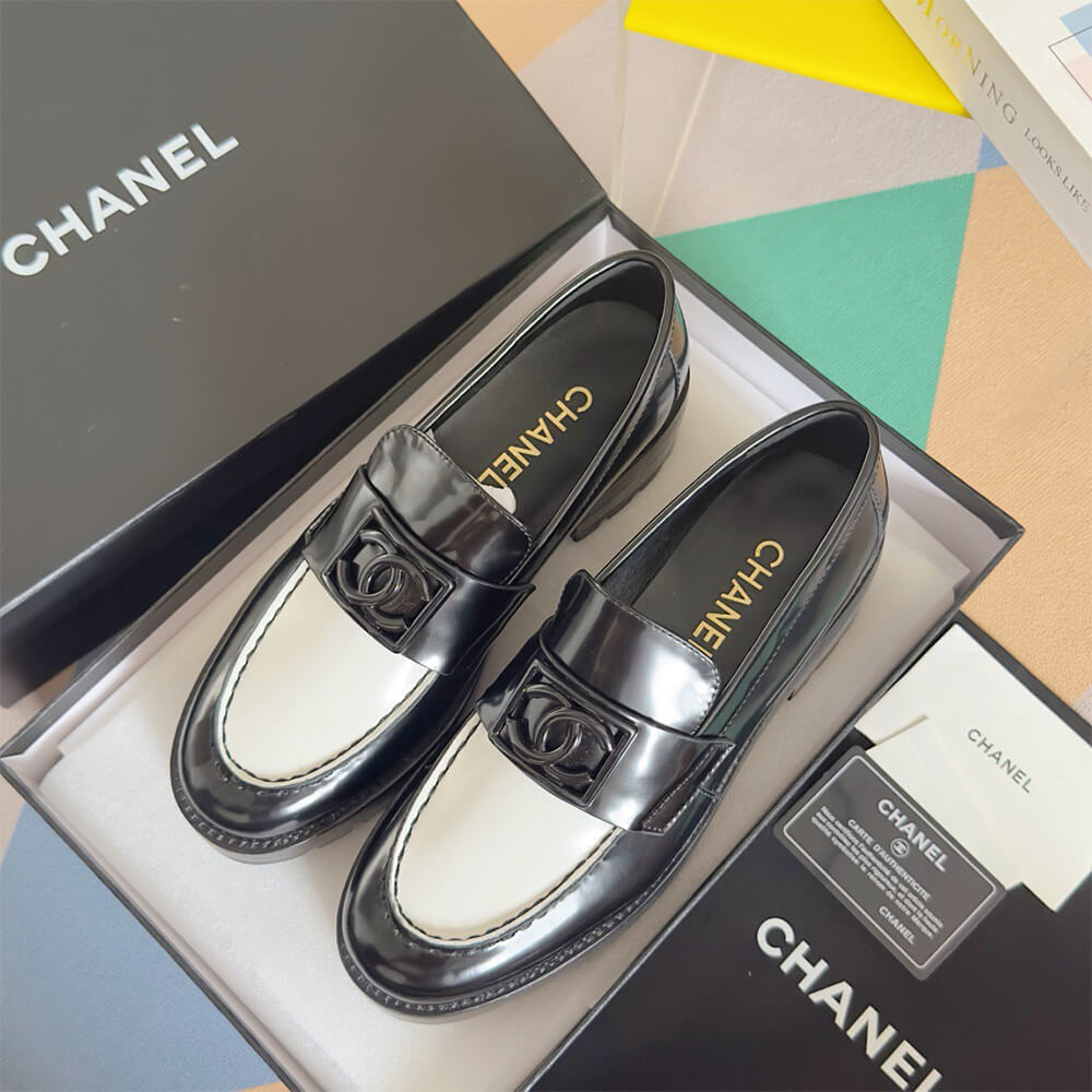 Ch**el WOMEN LOAFER
