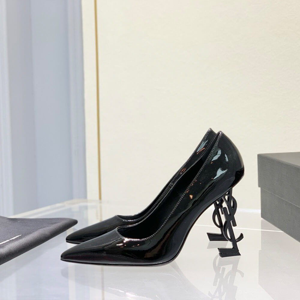 Y51 OPYUM Pumps in patent leather