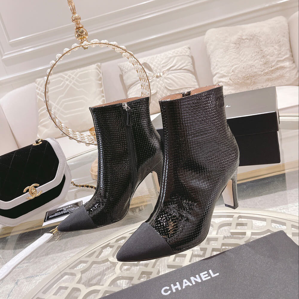 Ch**el ANKLE BOOT