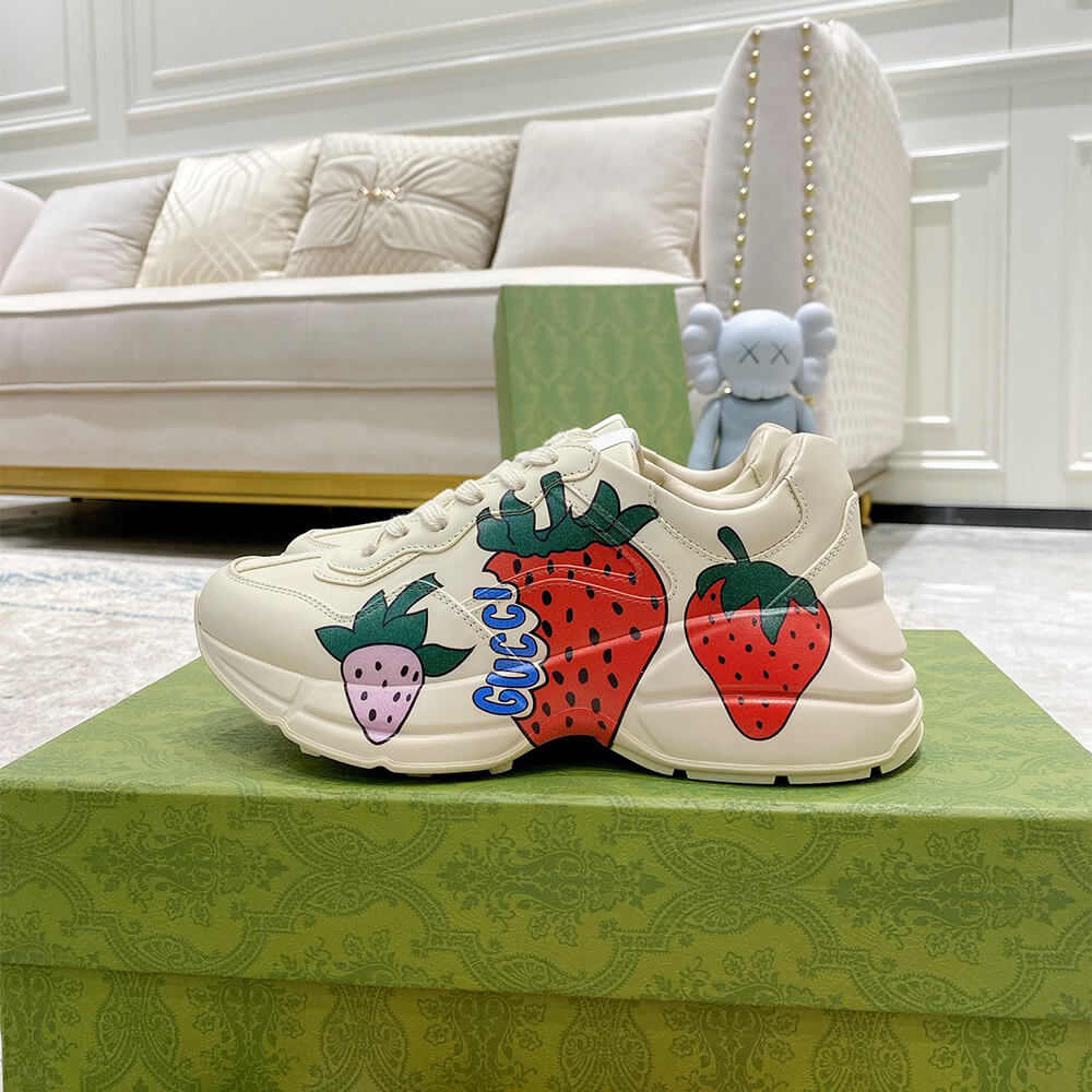Gvc*1 Strawberries Rhyton Sneaker