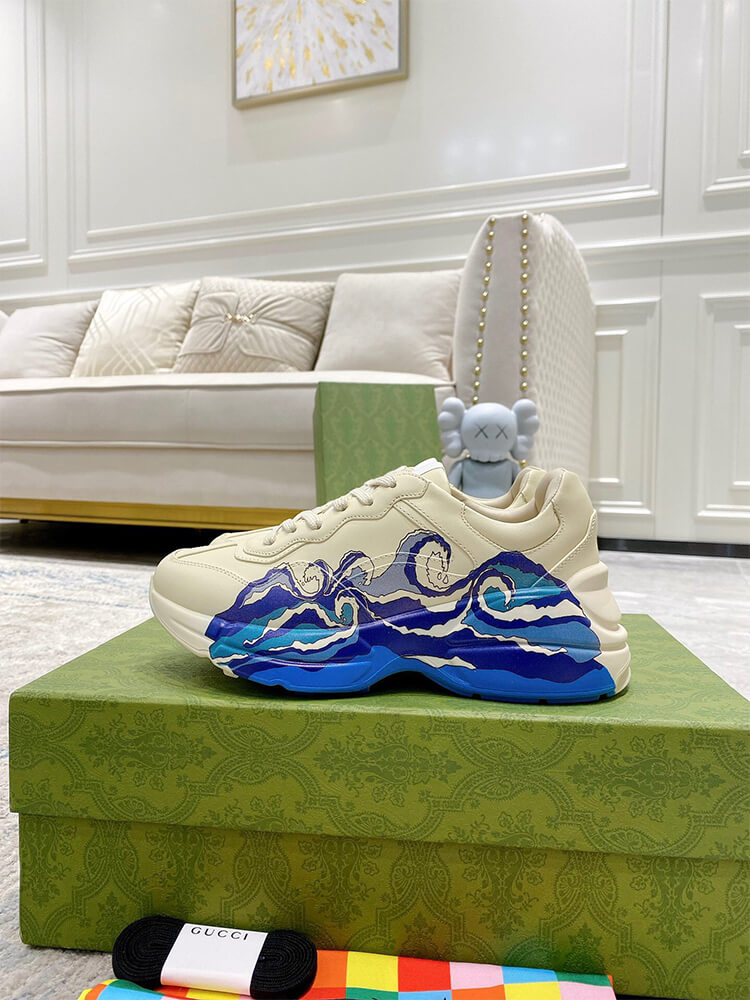Gvc*1 Rhyton Wave Sneaker