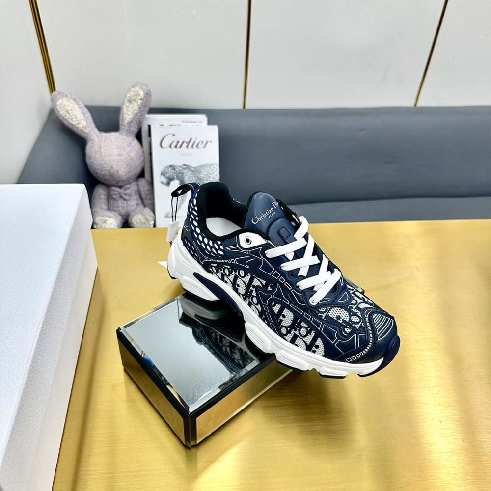 Chr1st1an D10r Vibe Sneaker