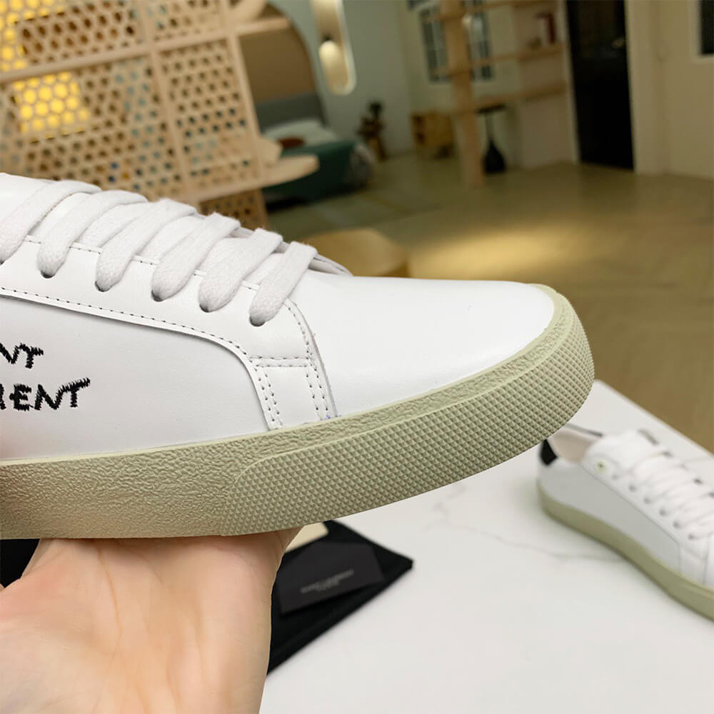 Y51 Court Classic Sneaker