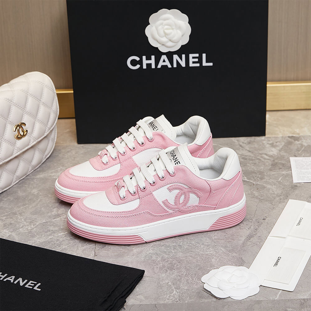 Ch**el Trainers