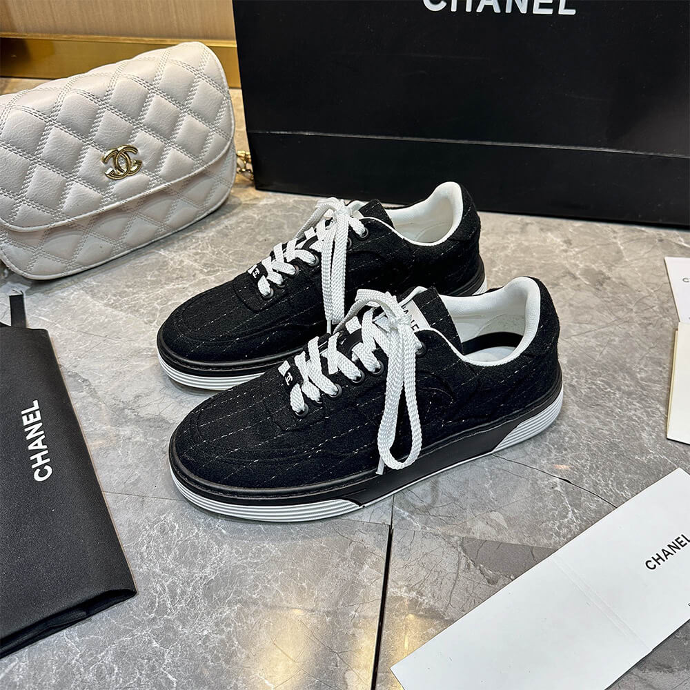Ch**el Trainers