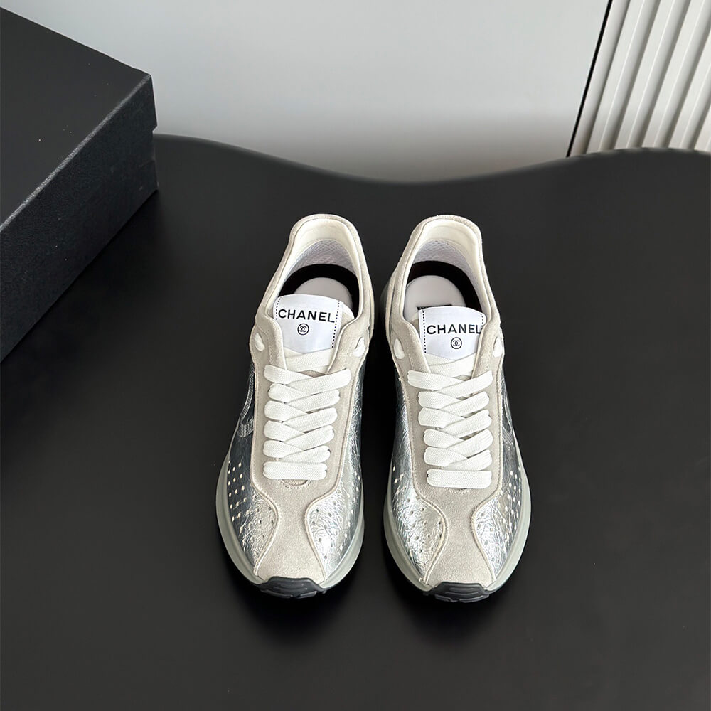 Ch**el Trainers