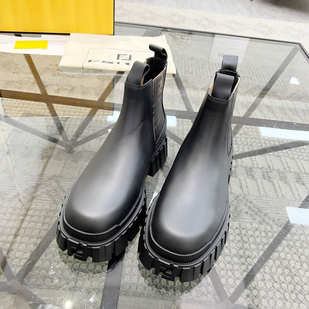F**di Force Chelsea Boots