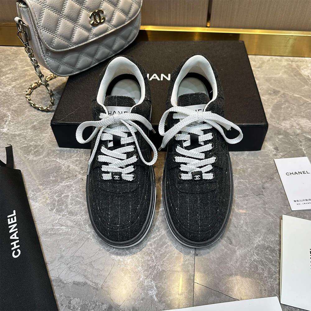 Ch**el Trainers