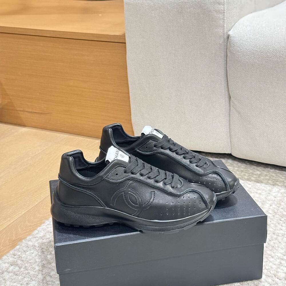 Ch**el Trainers