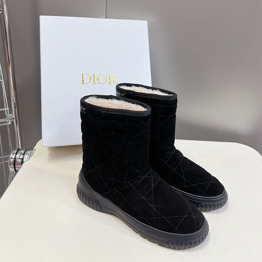 D10r Frost Ankle Boot