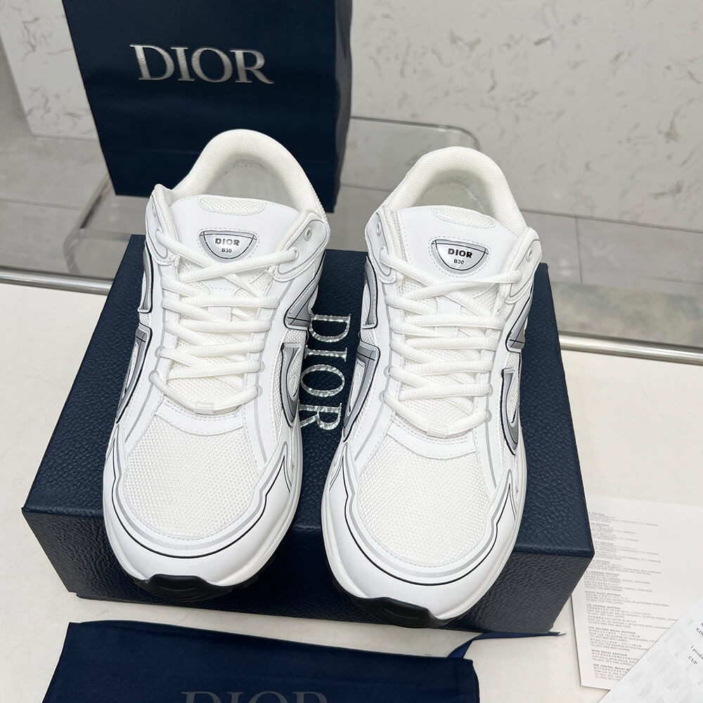 D10r B30 Sneakers
