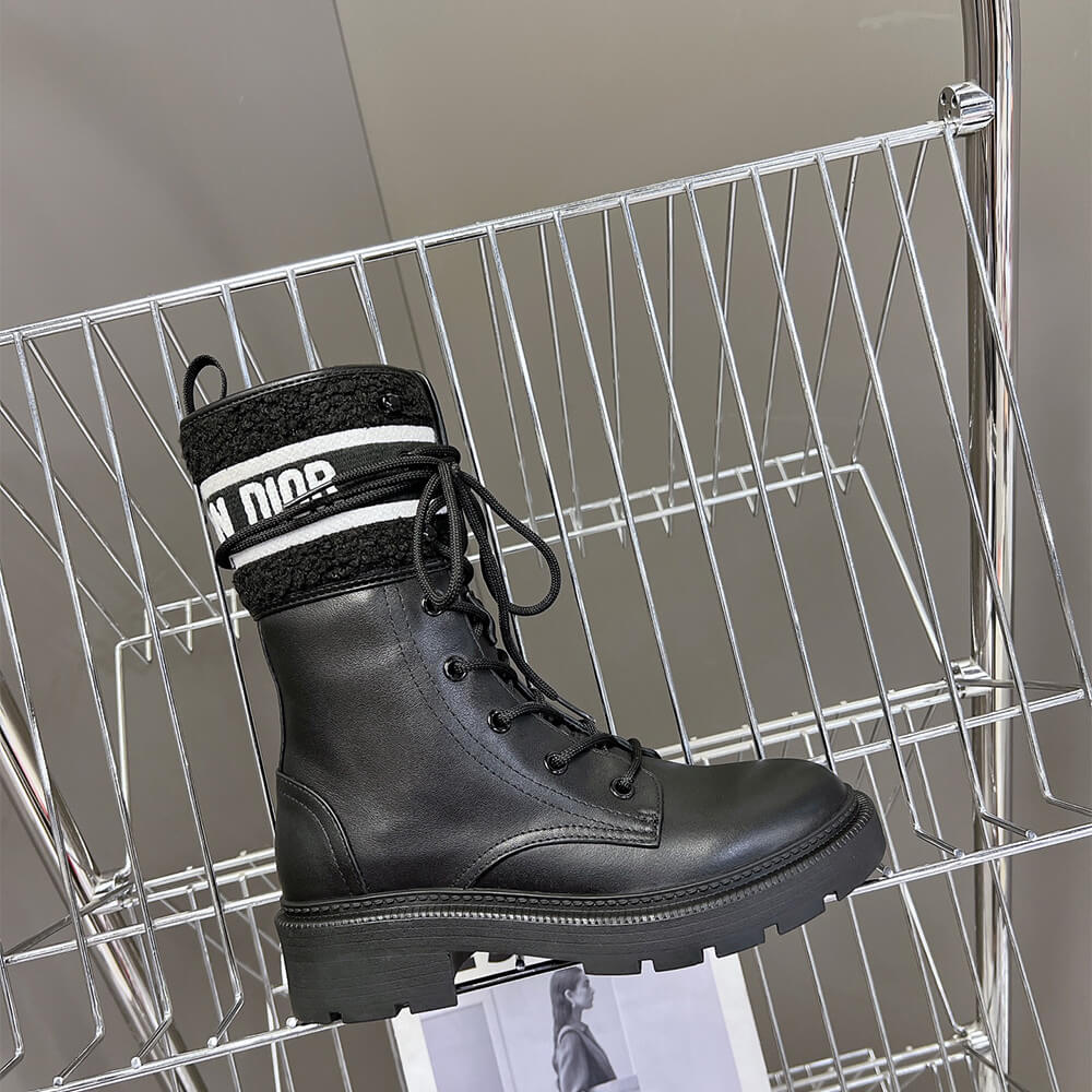 D10r Boots