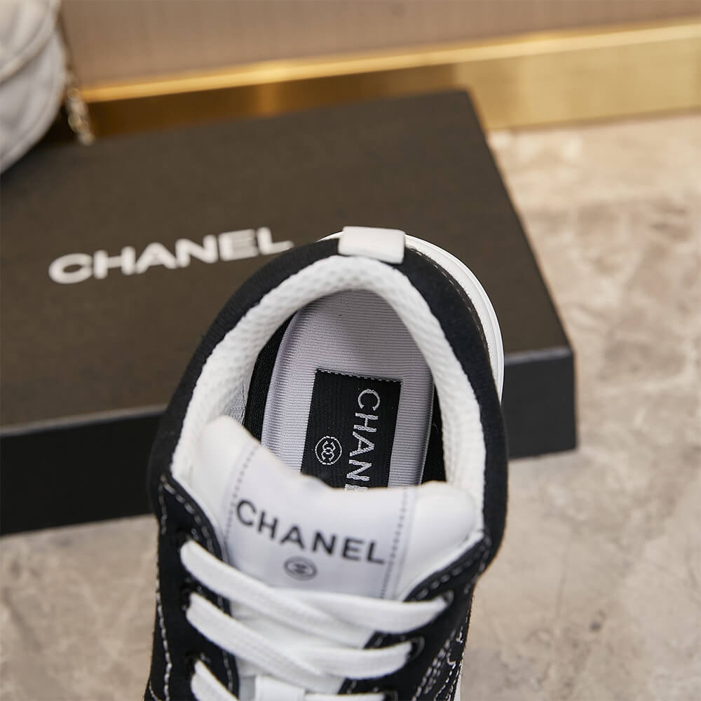 Ch**el Trainers