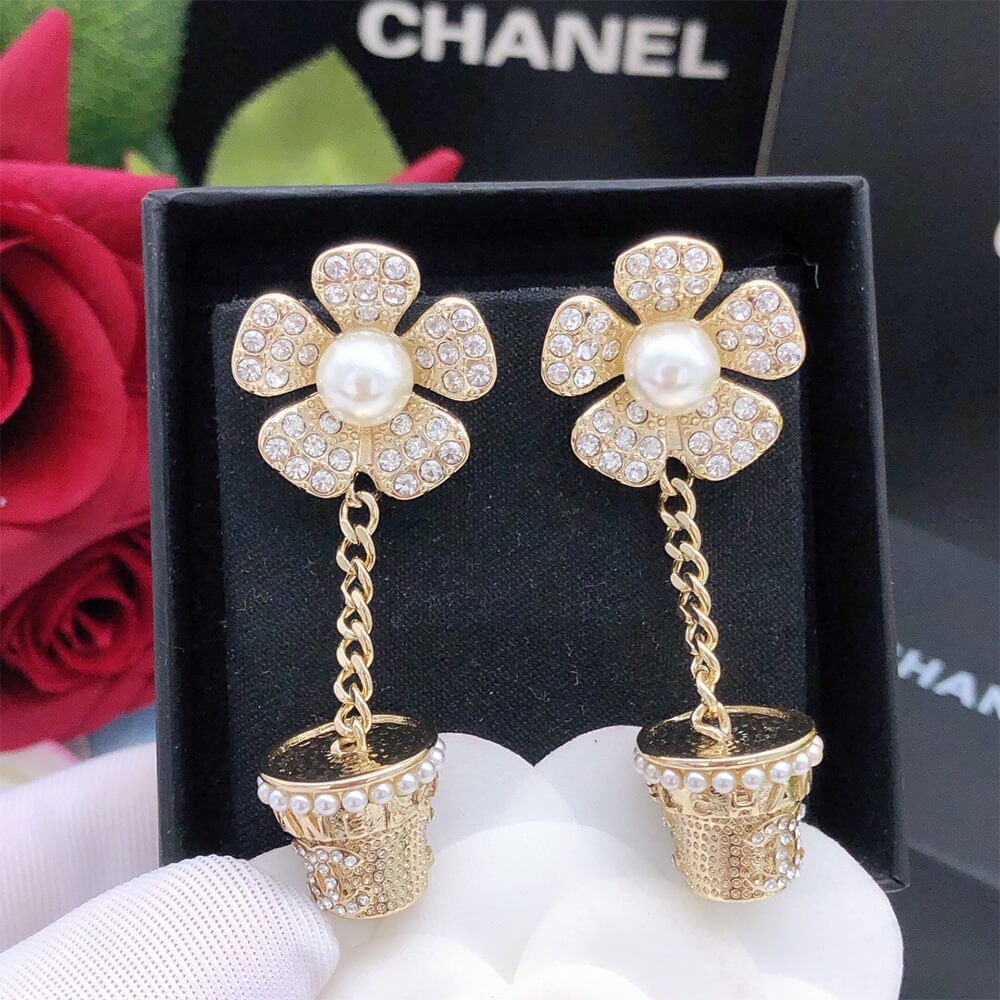 Ch**el D1am0nd EARRINGS