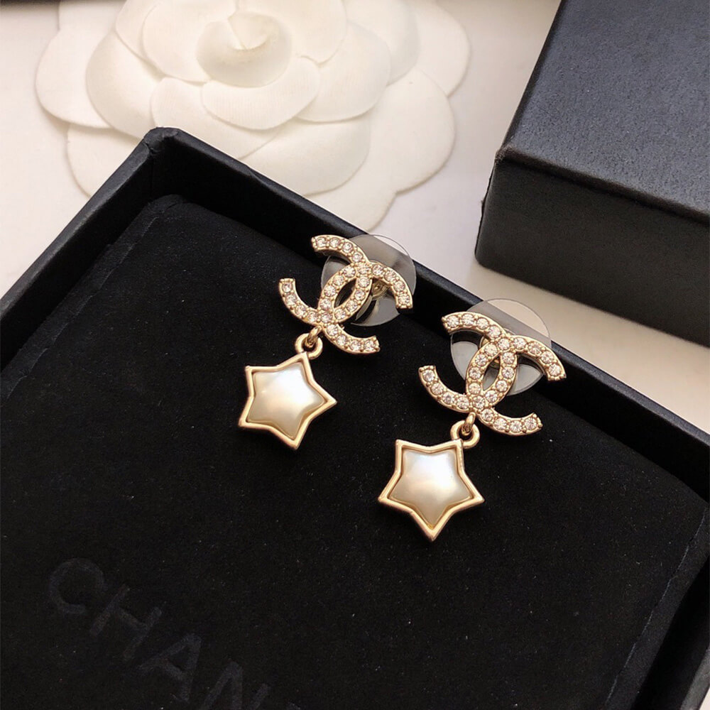Ch**el D1am0nd EARRINGS
