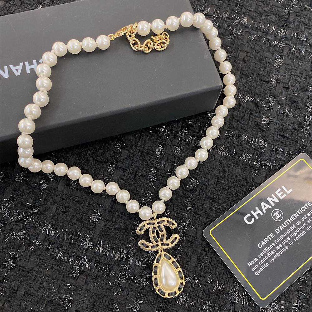 Ch**el PEARL NECKLACE