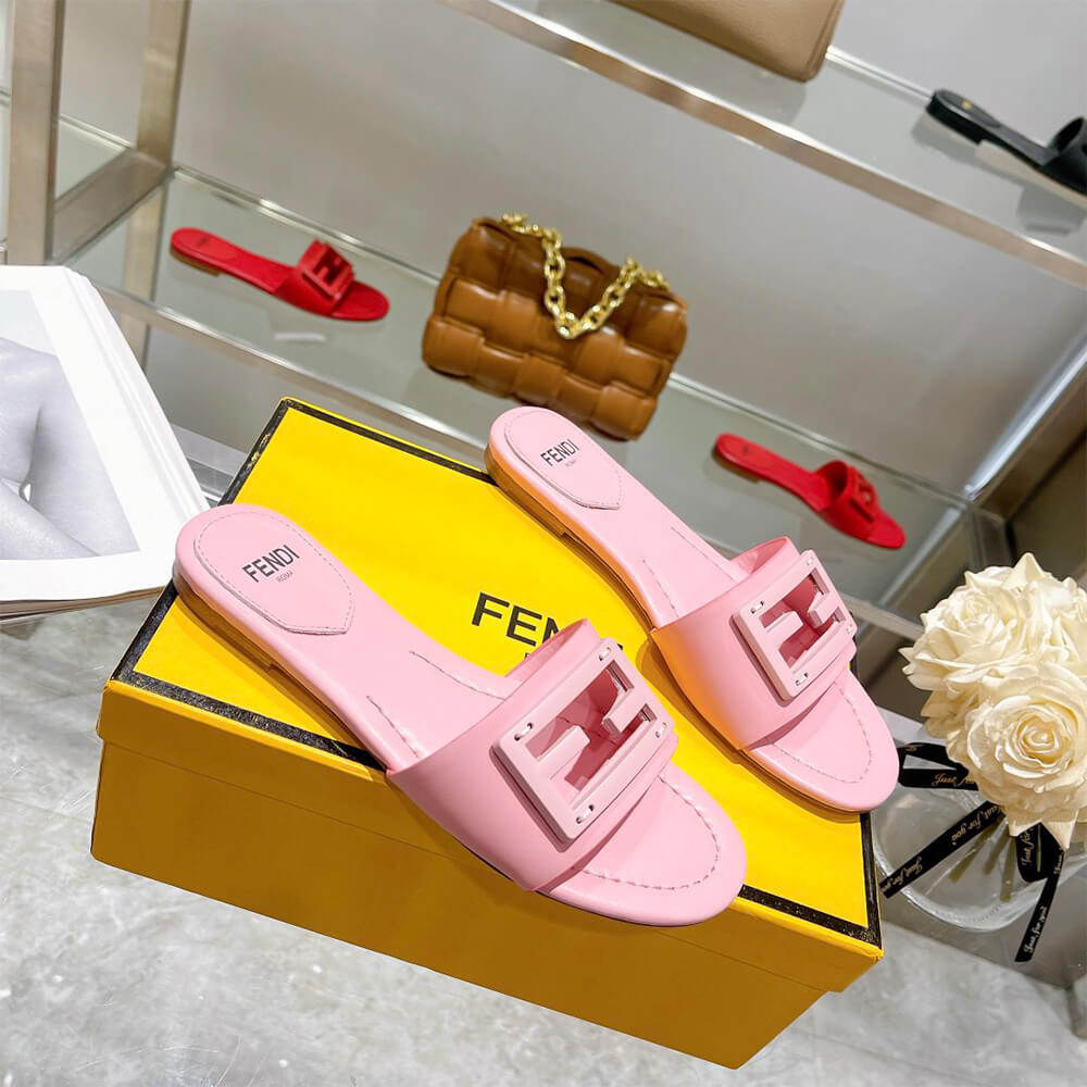 F**di Baguette Slides