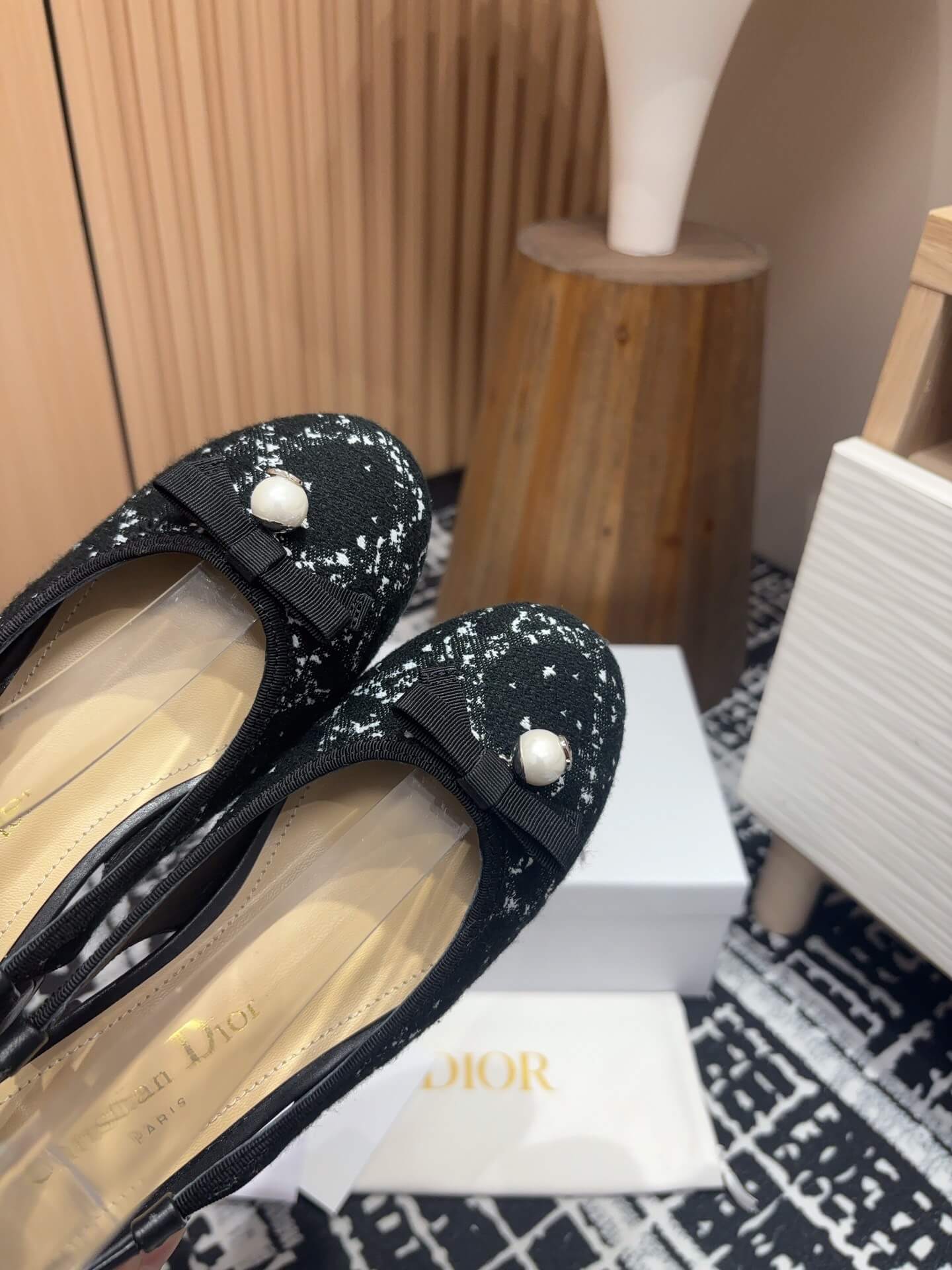 D10r Ballet Slingback Pump