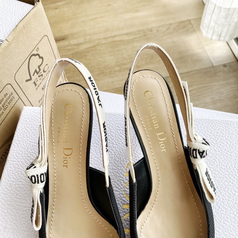J’AD10r Slingback Pump