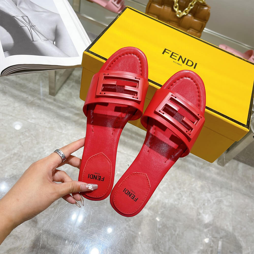 F**di Baguette Slides