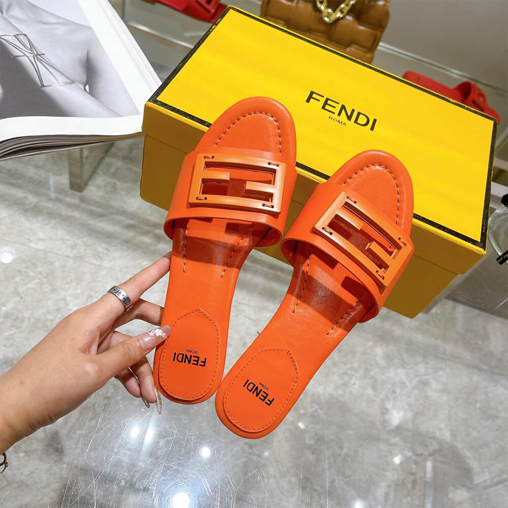 F**di Baguette Slides