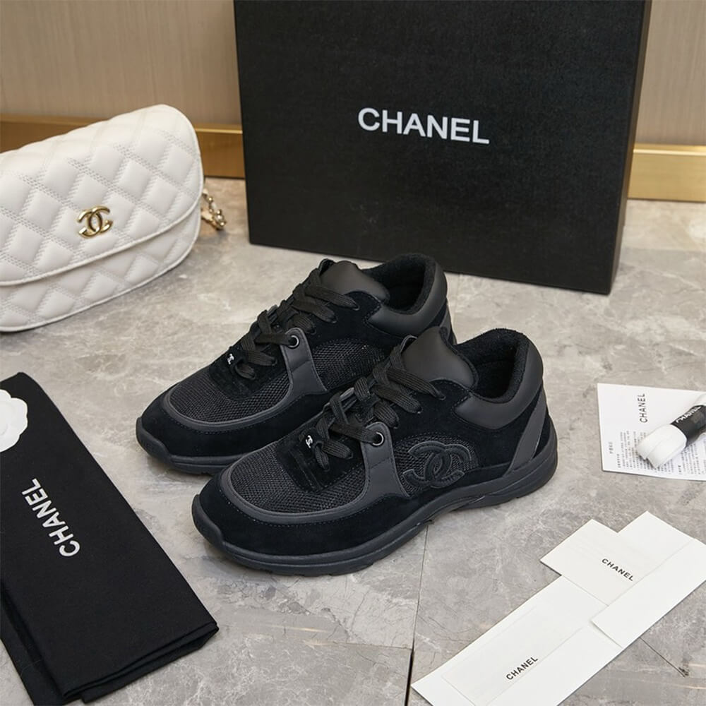 Ch**el Trainers