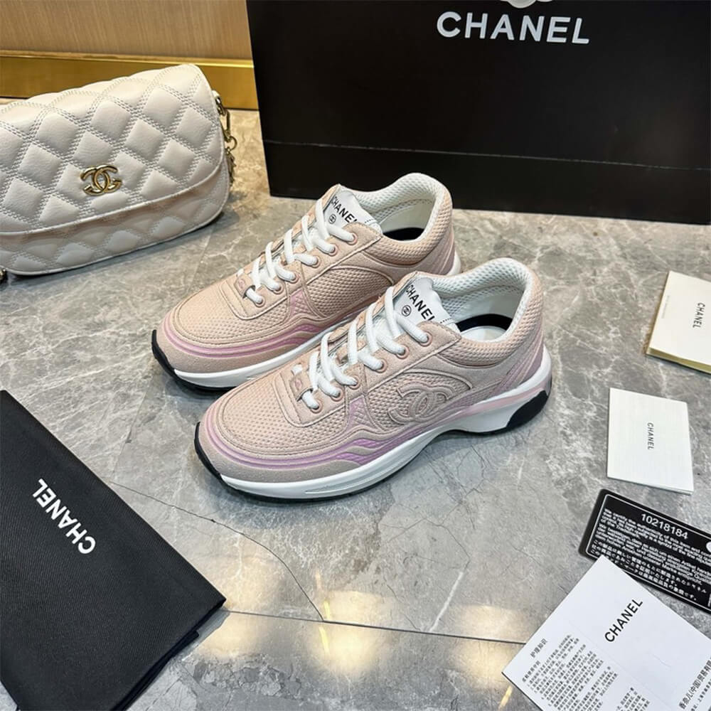 Ch**el Sneaker