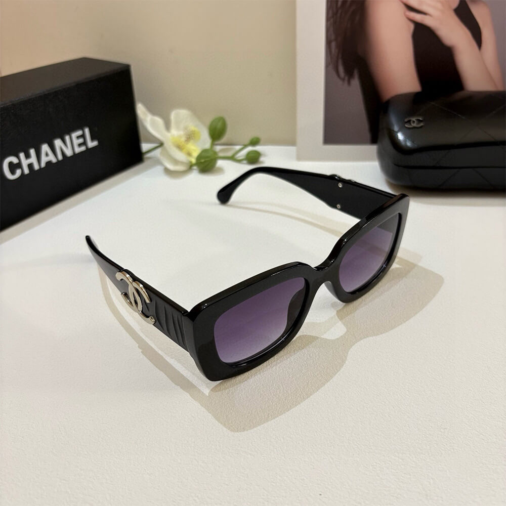 Ch**el SUNGLASSES