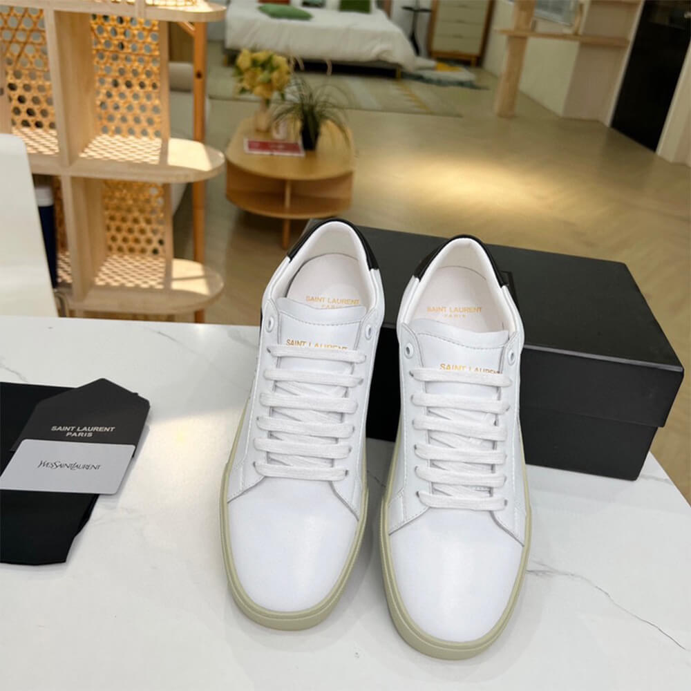 Y51 Court Classic Sneaker