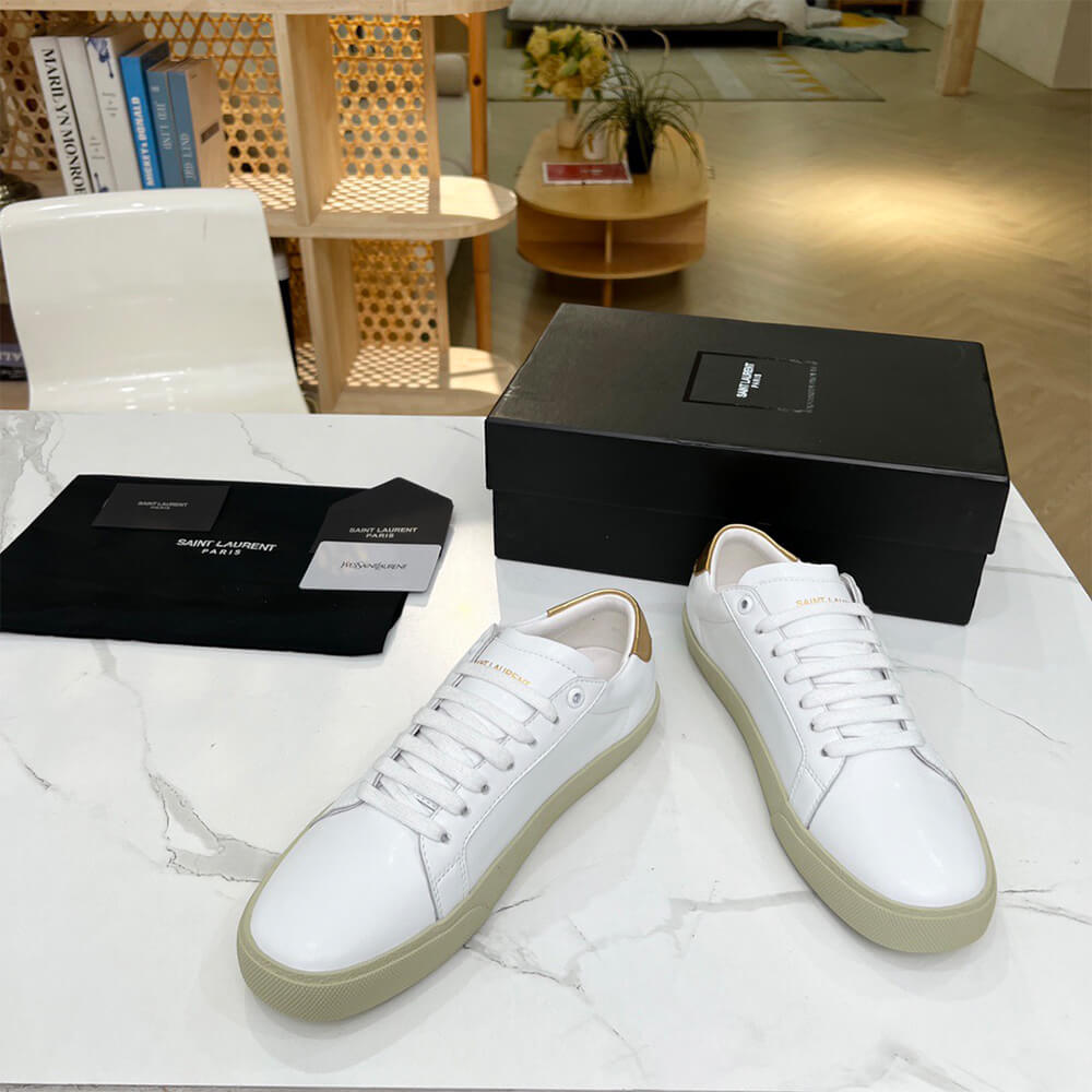 Y51 Court Classic Sneaker