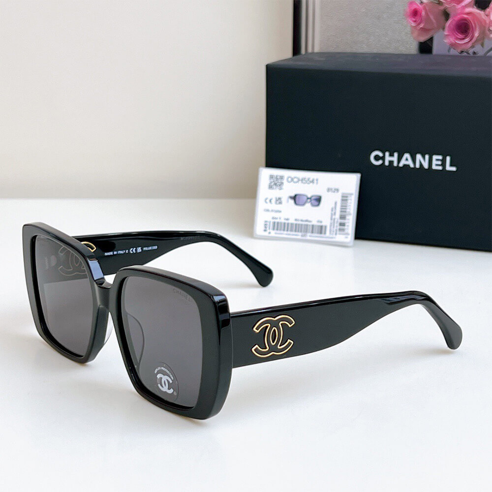 Ch**el SUNGLASSES