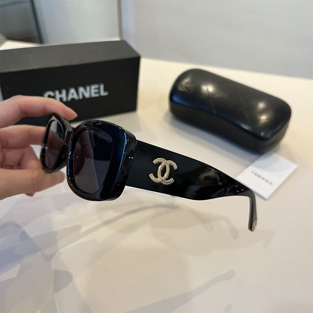 Ch**el SUNGLASSES