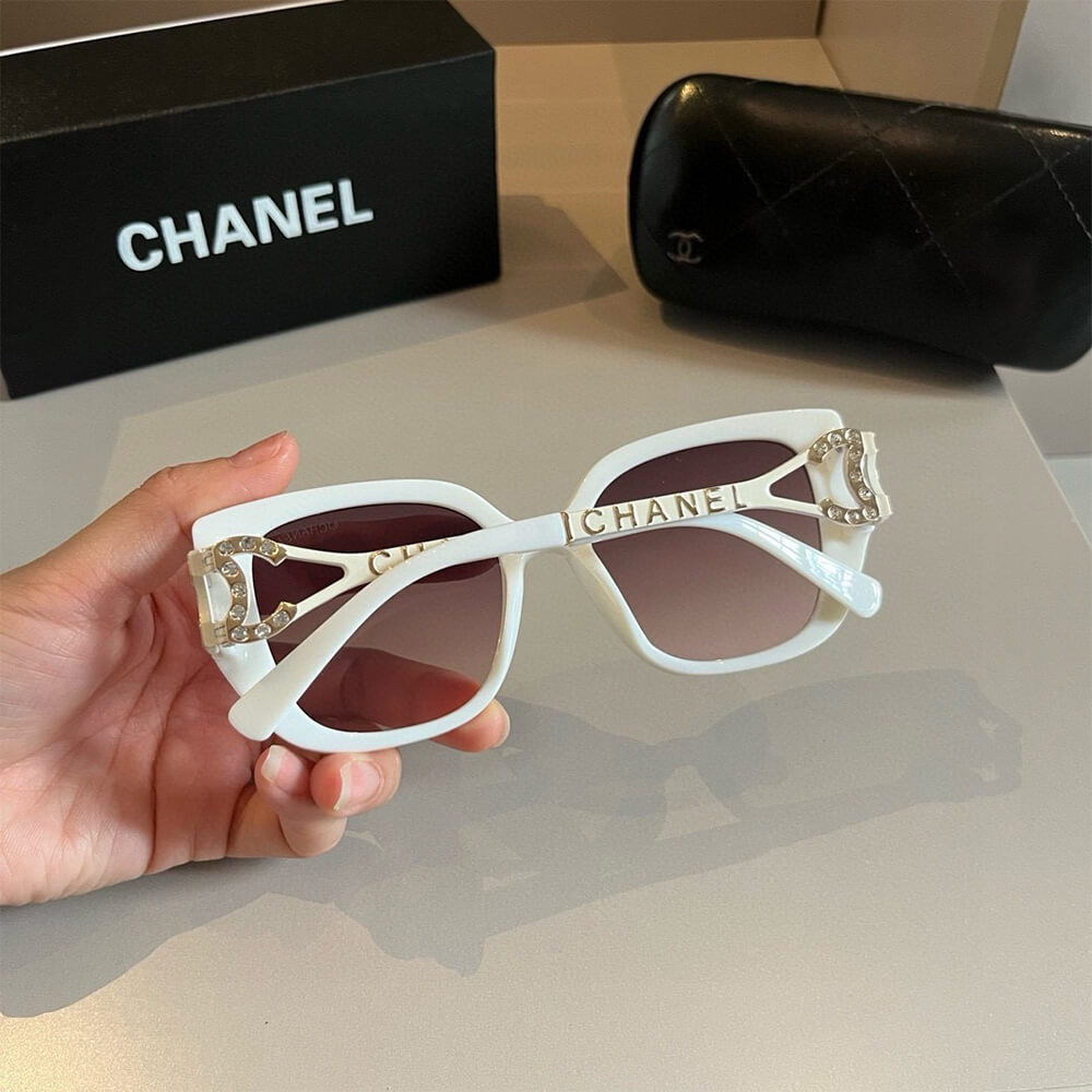 Ch**el SUNGLASSES