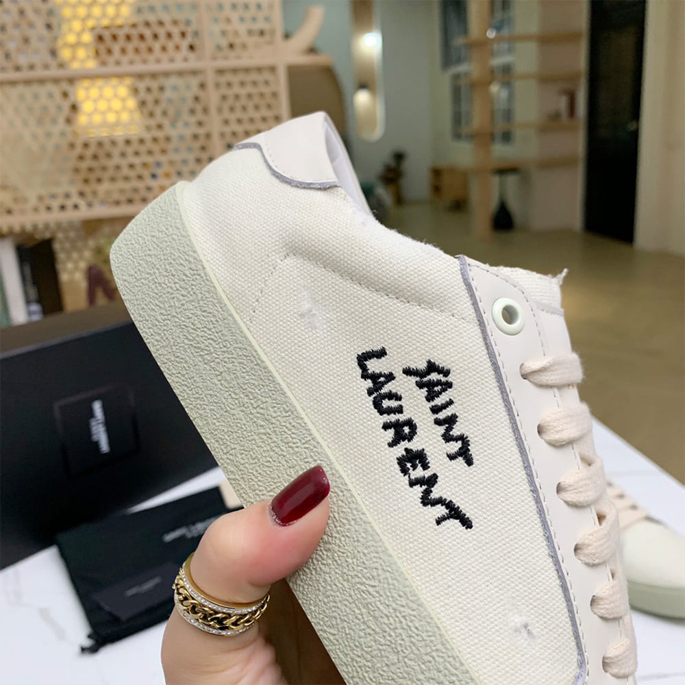 Y51 Court Classic Sneaker