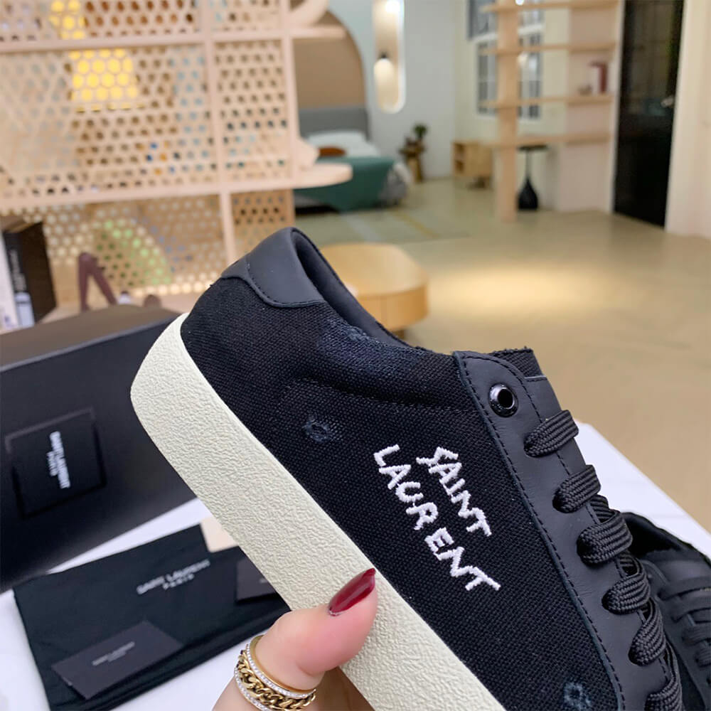 Y51 Court Classic Sneaker