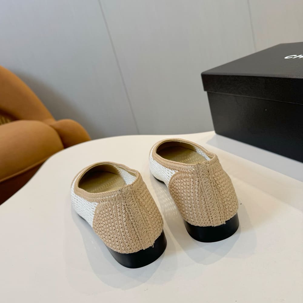 Ch**el Ballet Flat