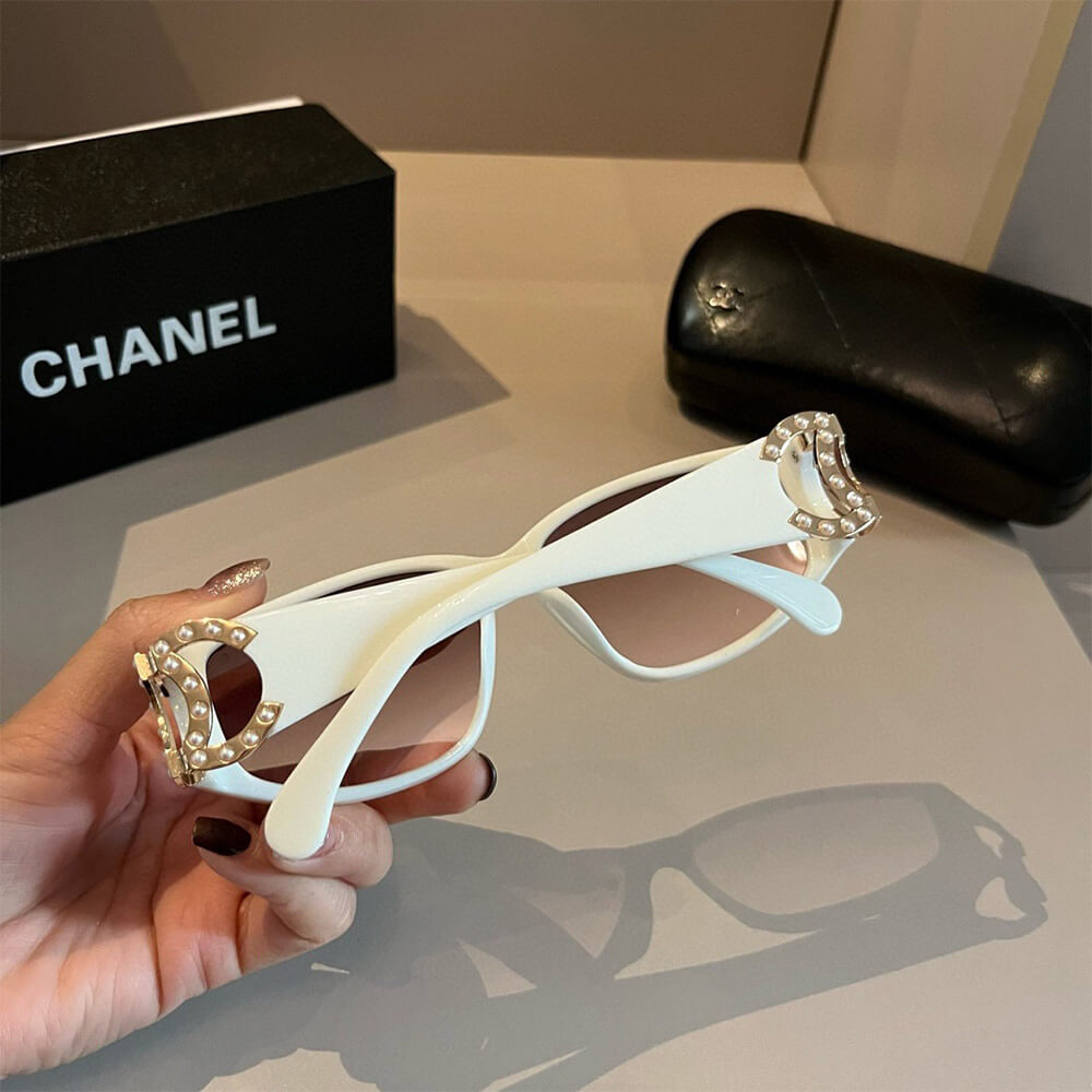 Ch**el SUNGLASSES