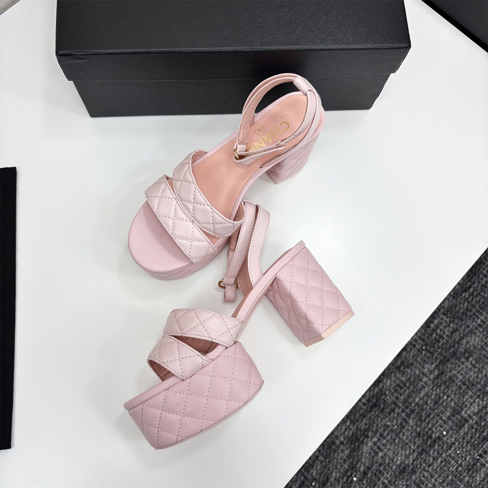 Ch**el Sandals