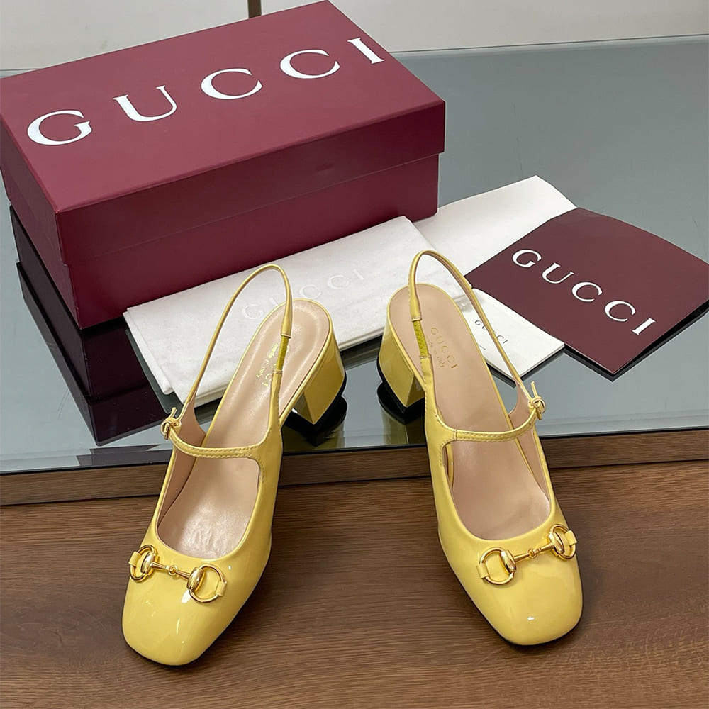 Gvc*1 Women’s Horsebit pump