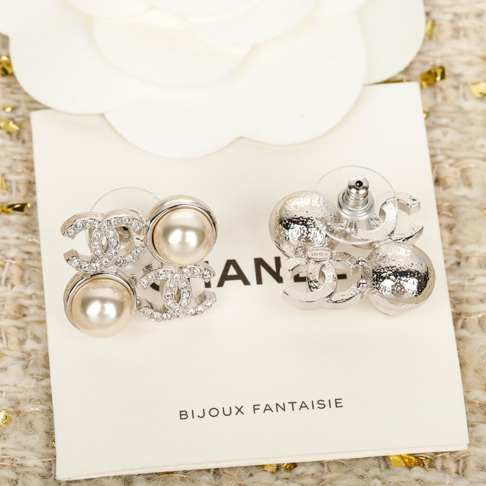 Ch**el D1am0nd EARRINGS